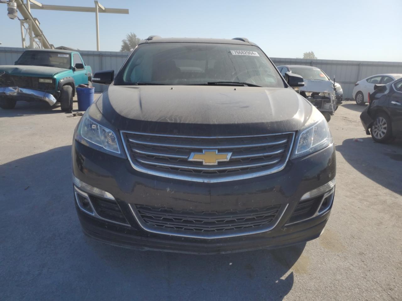 2017 Chevrolet Traverse VIN 1GNKVGKD1HJ121524 Copart auction photo, side damage thumbnail 5