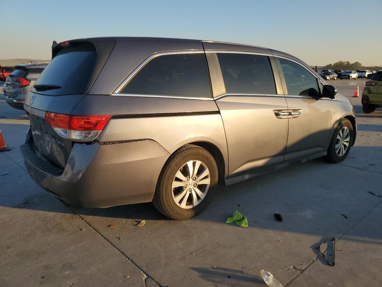2016 Honda Odyssey VIN 5FNRL5H47GB031020 Copart auction photo, all over damage thumbnail 3