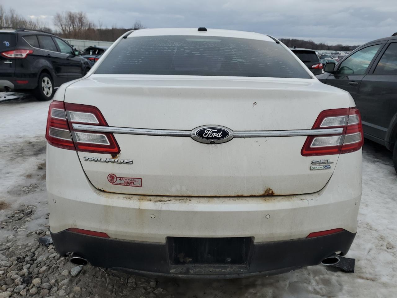 2015 Ford Taurus VIN 1FAHP2H89FG152367 Copart auction photo, front end damage thumbnail 6