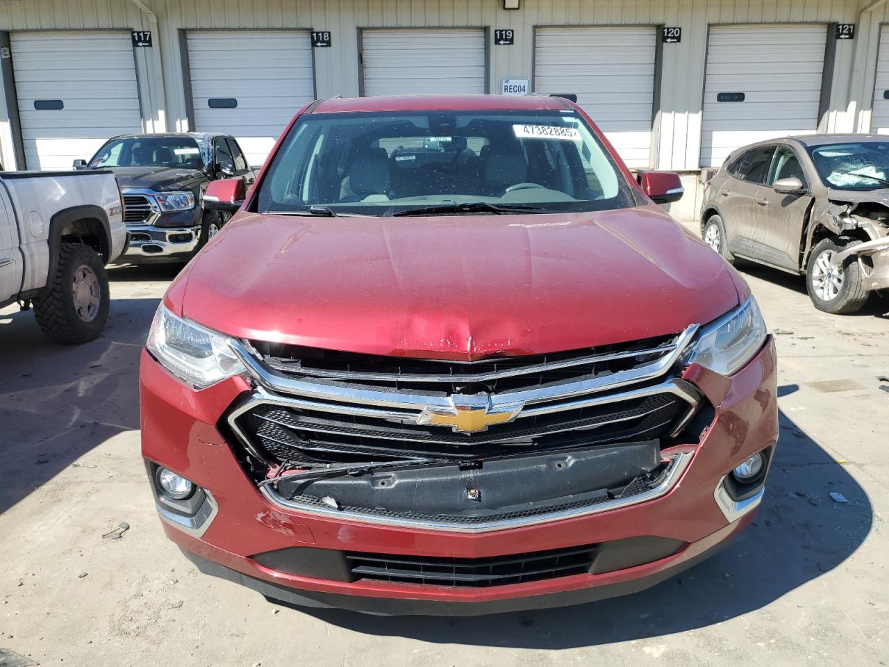 2019 Chevrolet Traverse VIN 1GNERKKW4KJ248233 Copart auction photo, front end / rear end damage thumbnail 5