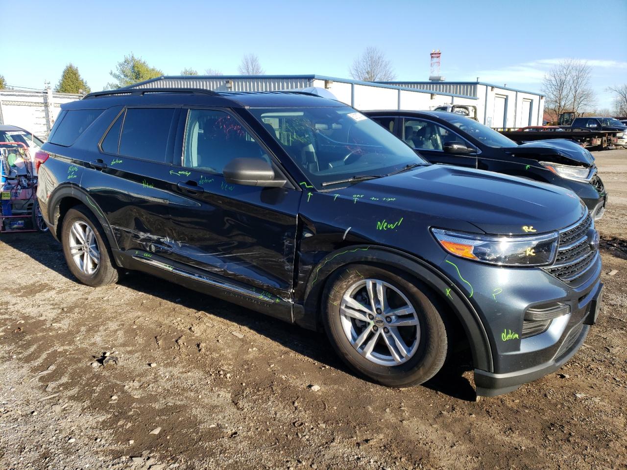 2022 Ford Explorer VIN 1FMSK8DH3NGA36504 Copart auction photo, side / undercarriage damage thumbnail 4