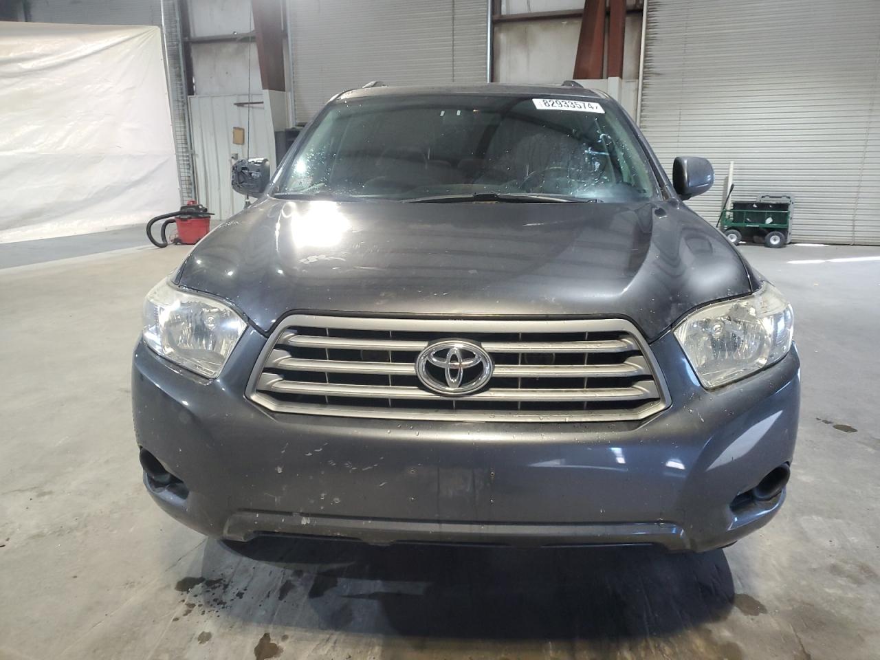 2010 Toyota Highlander VIN 5TDBK3EH5AS008712 Copart auction photo, normal wear damage thumbnail 5