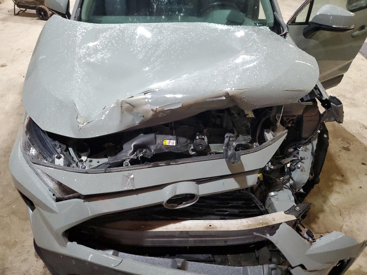 2021 Toyota RAV 4 VIN 2T3W1RFV0MW112667 Copart auction photo, front end damage thumbnail 12