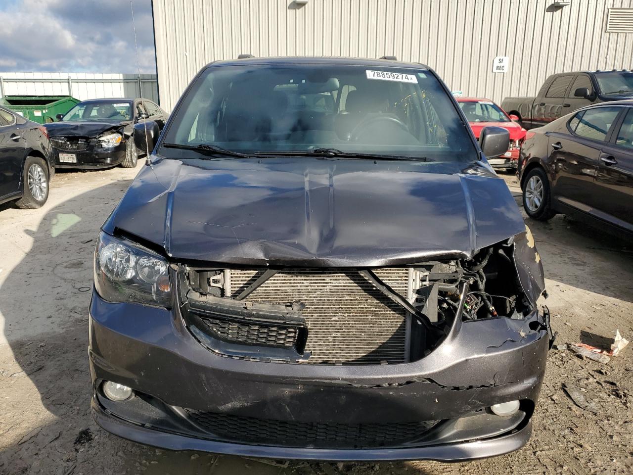 2019 Dodge Caravan VIN 2C4RDGBG0KR805603 Copart auction photo, front end damage thumbnail 5