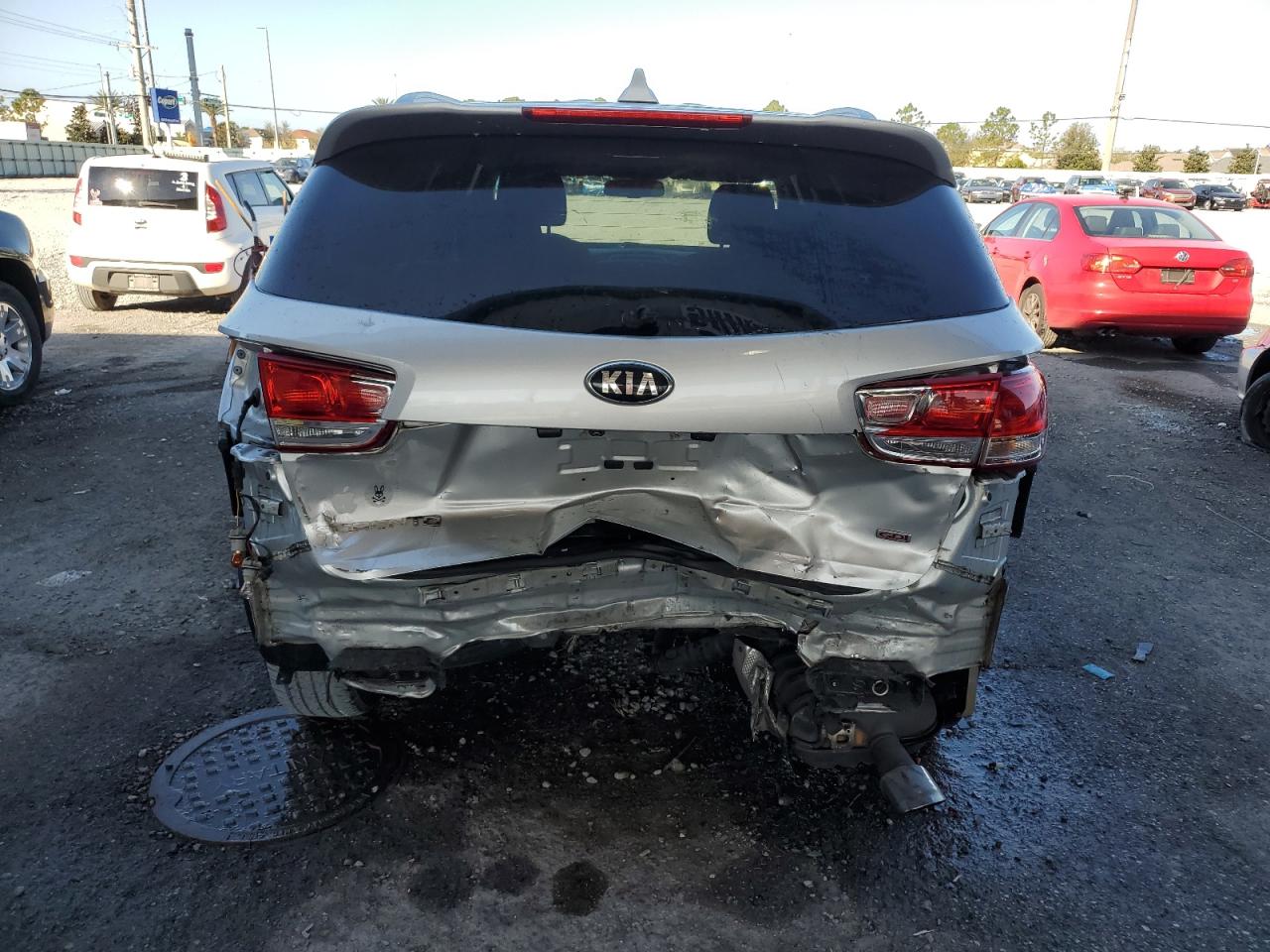 2017 KIA Sorento VIN 5XYPG4A32HG253658 Copart auction photo, rear end damage thumbnail 6