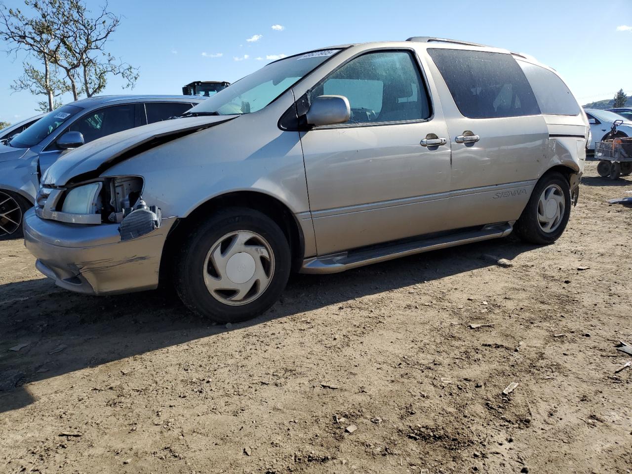 2003 Toyota Sienna VIN 4T3ZF13C93U523275 - Copart auction photo