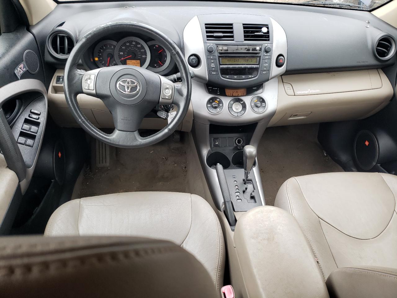 2007 Toyota RAV 4 VIN JTMZK31V076007602 Copart auction photo, front end / minor dent/scratches damage thumbnail 8