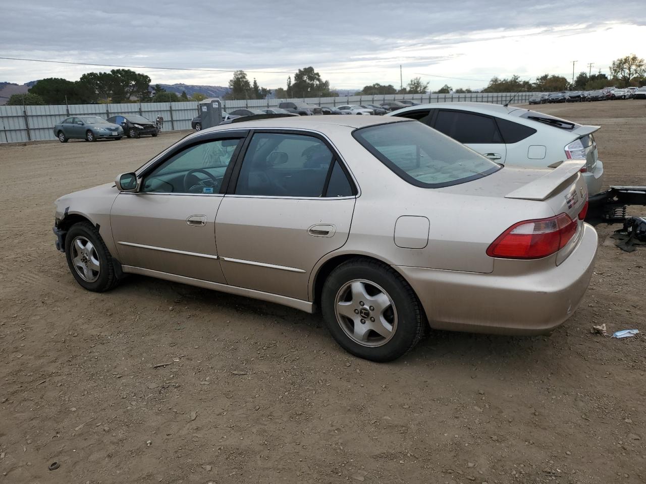 2000 Honda Accord VIN 1HGCG165XYA012777 Copart auction photo, front end / rear end damage thumbnail 2