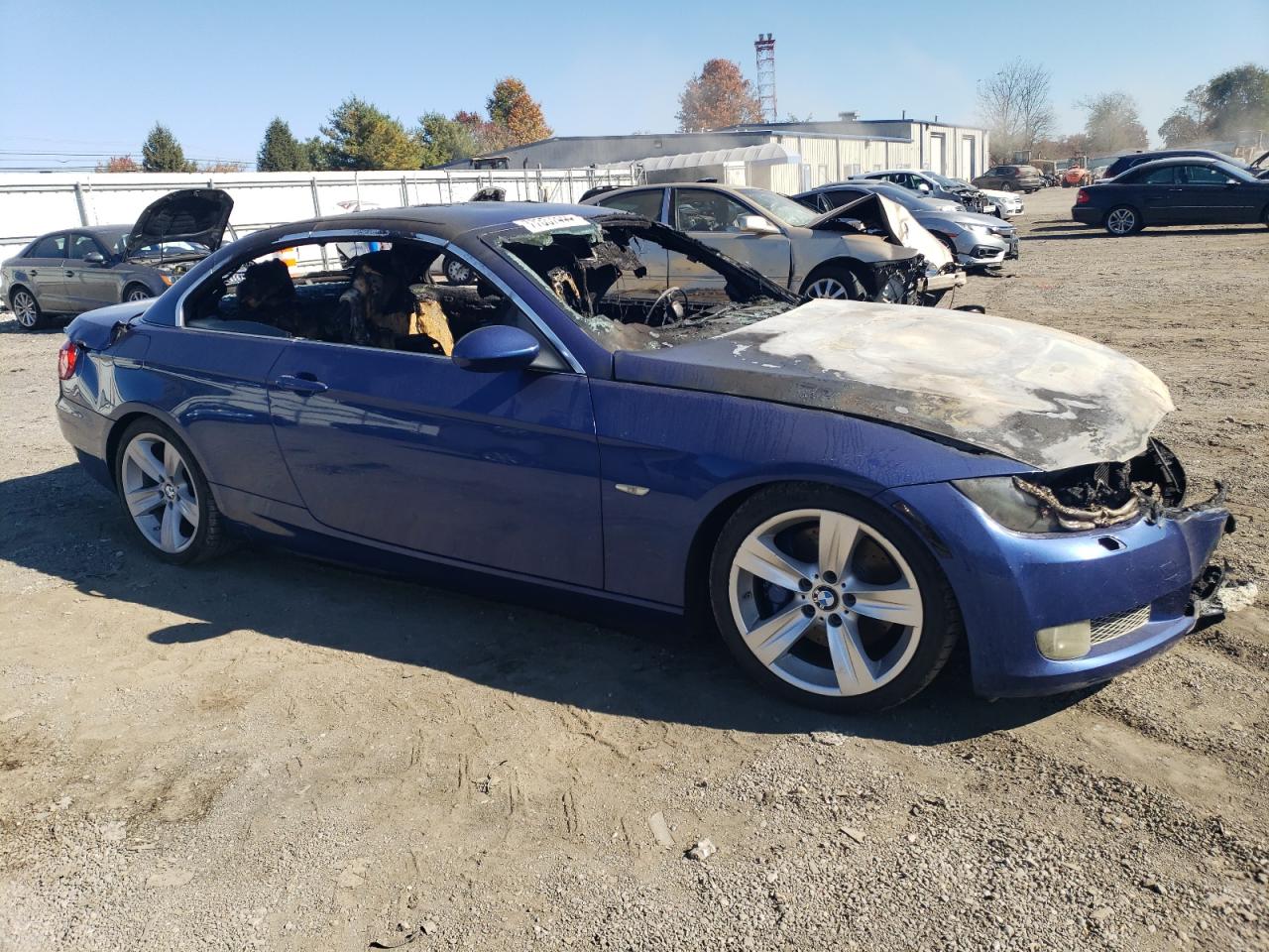 2007 BMW 3er VIN WBAWL73547PX45379 Copart auction photo, burn / burn - interior damage thumbnail 4