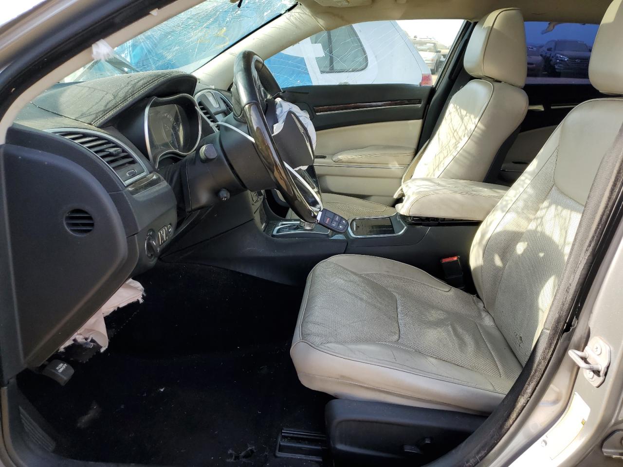 2016 Chrysler 300 VIN 2C3CCAEG8GH260771 Copart auction photo, front end / side damage thumbnail 7