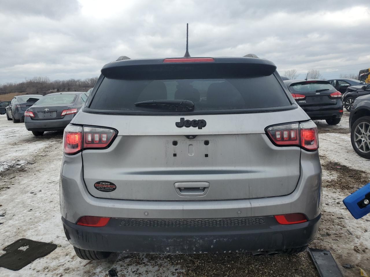 2018 Jeep Compass VIN 3C4NJCBBXJT324712 Copart auction photo, front end damage thumbnail 6
