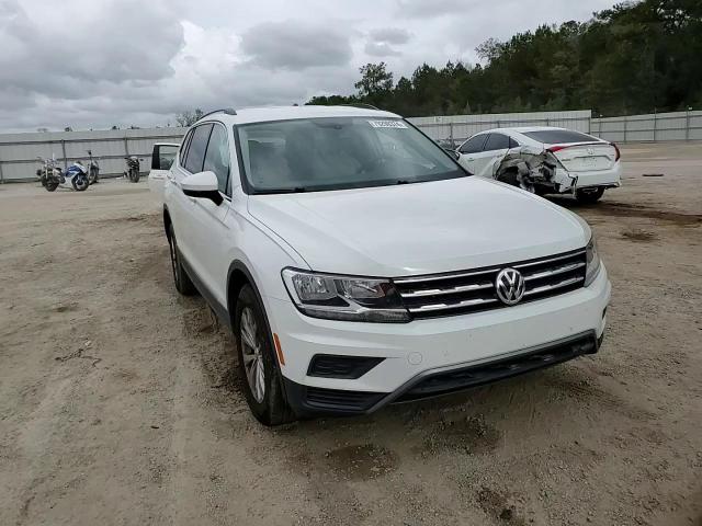 2018 Volkswagen Tiguan VIN 3VV3B7AX1JM217018 Copart auction photo, rear end damage thumbnail 12