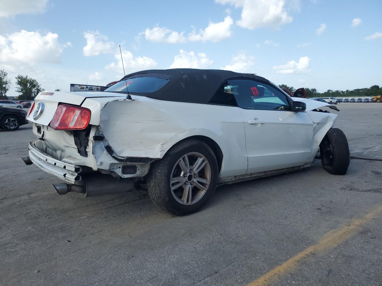 2012 Ford Mustang VIN 1ZVBP8EM0C5265293 Copart auction photo, front end / rear end damage thumbnail 3