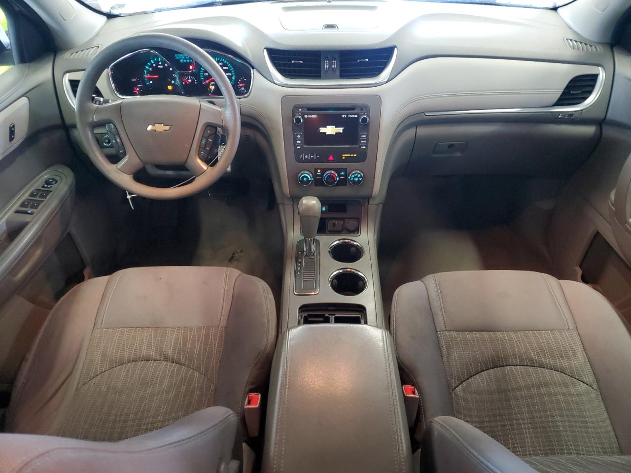 2017 Chevrolet Traverse VIN 1GNKVFED6HJ102649 Copart auction photo, side / minor dent/scratches damage thumbnail 8