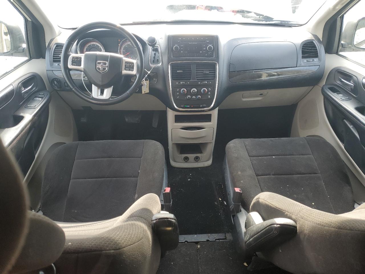 2012 Dodge Caravan VIN 2C4RDGBG7CR225394 Copart auction photo, front end damage thumbnail 8