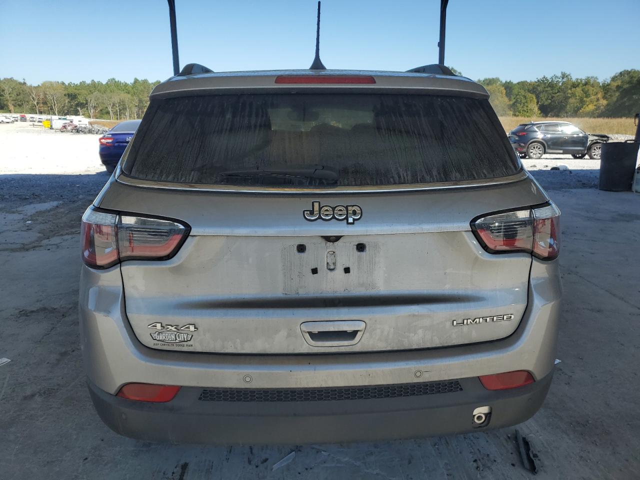 2017 Jeep Compass VIN 3C4NJDCB2HT641530 Copart auction photo, front end / minor dent/scratches damage thumbnail 6