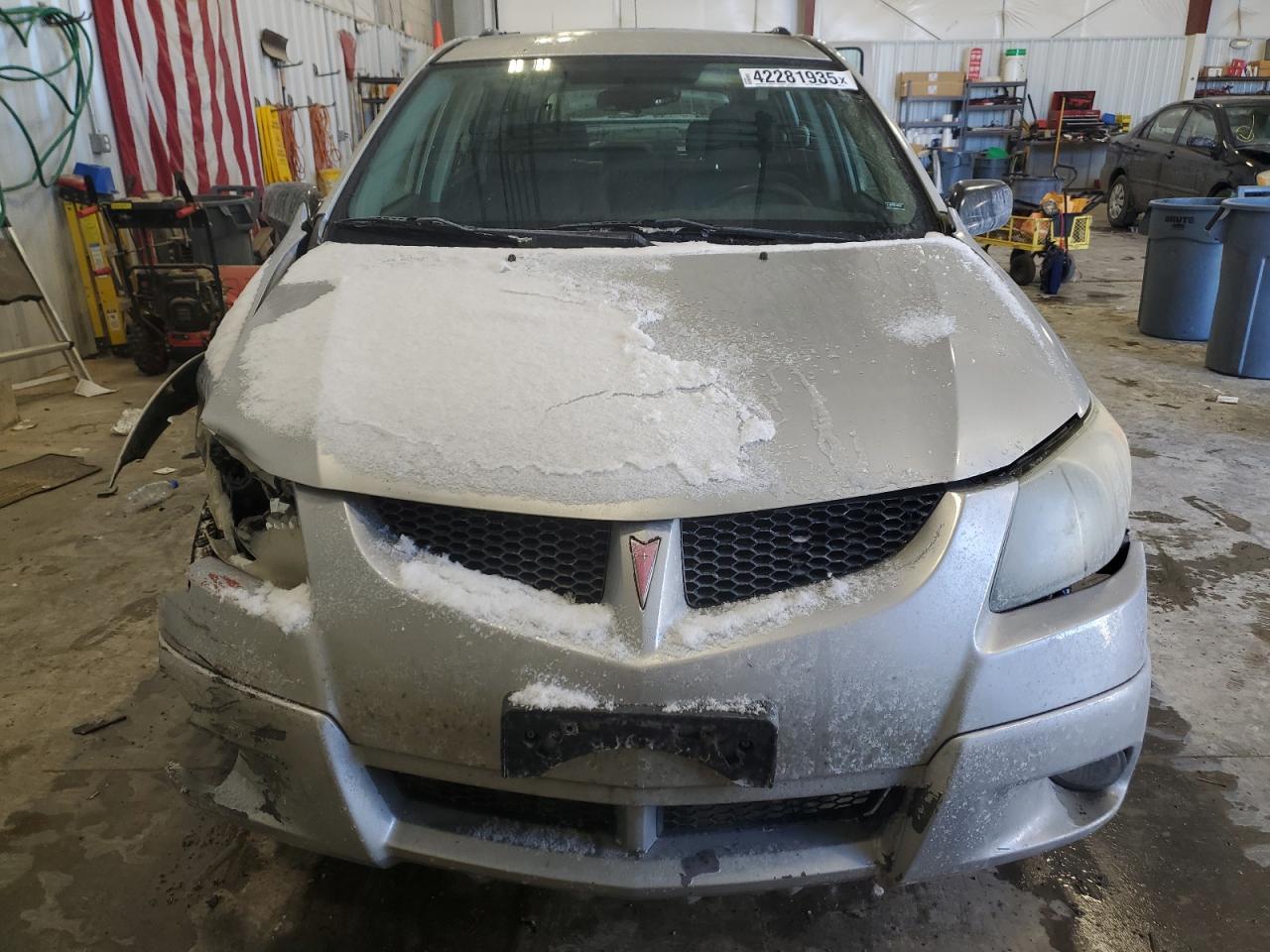 2004 Pontiac Vibe VIN 5Y2SL62884Z446596 Copart auction photo, front end / minor dent/scratches damage thumbnail 5