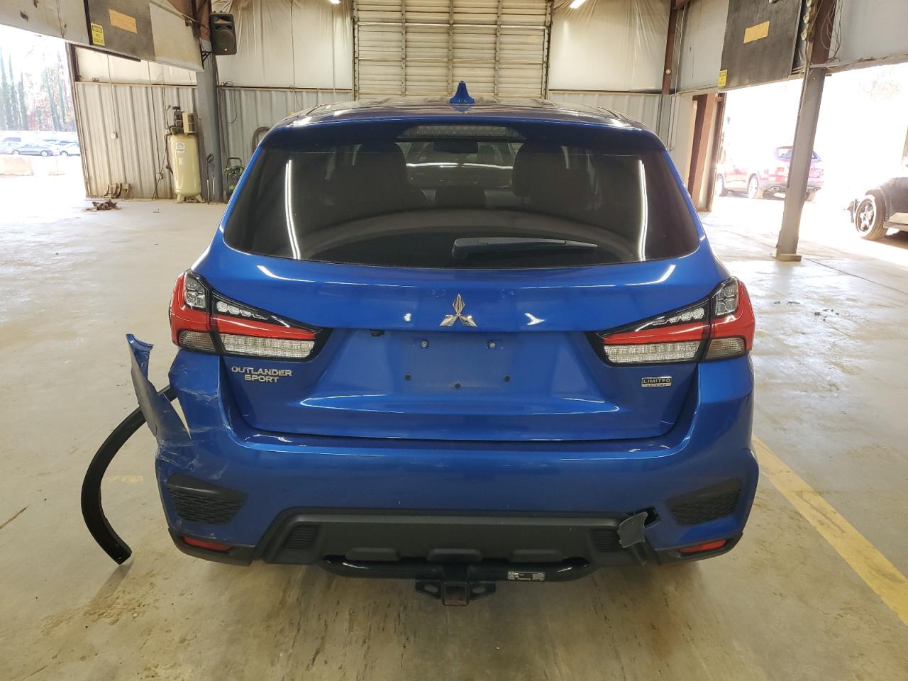 2021 Mitsubishi Outlander VIN JA4APUAU3MU008112 Copart auction photo, rear end / undercarriage damage thumbnail 6