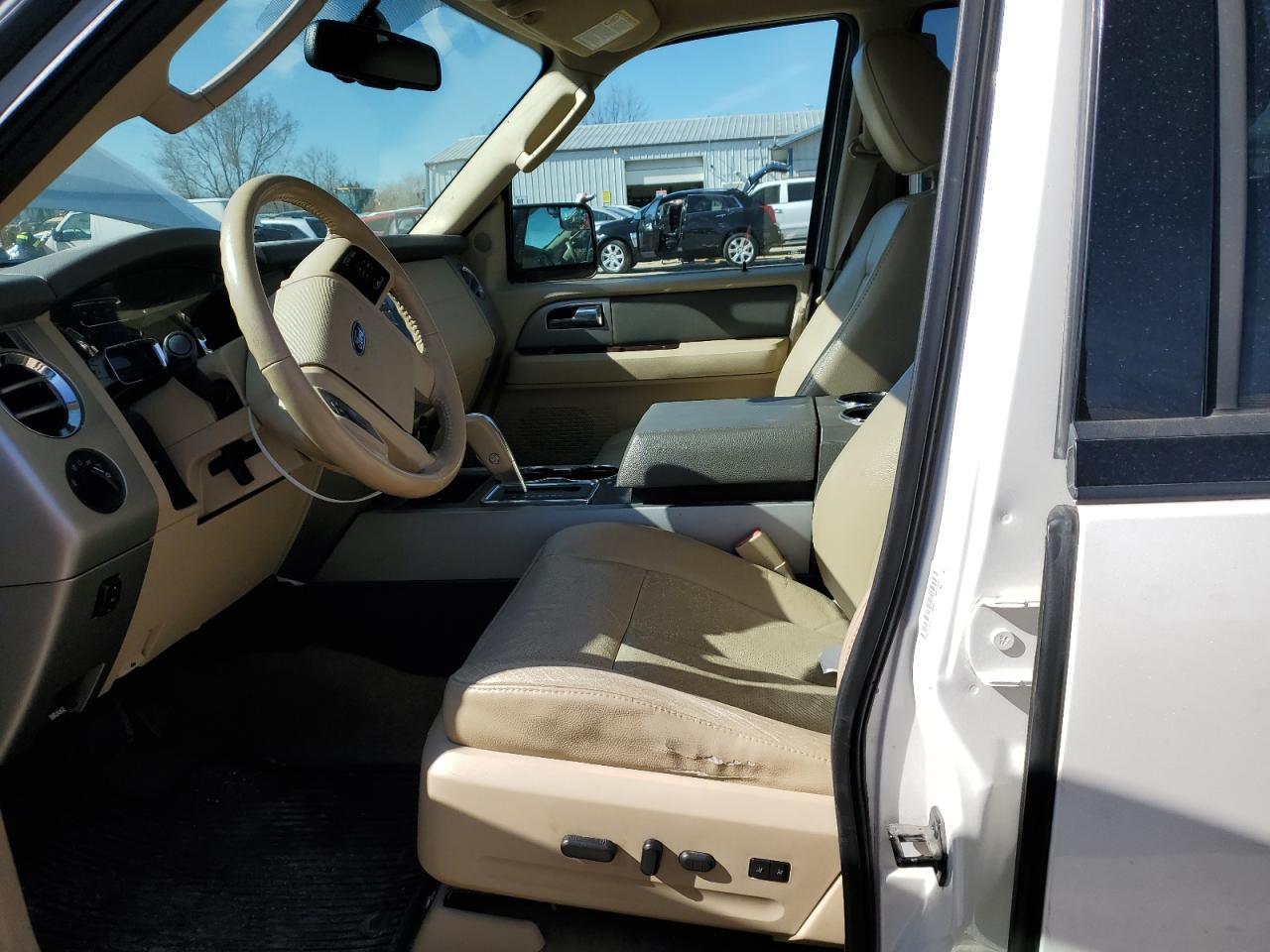 2012 Ford Expedition VIN 1FMJK1J58CEF22909 Copart auction photo, front end damage thumbnail 7