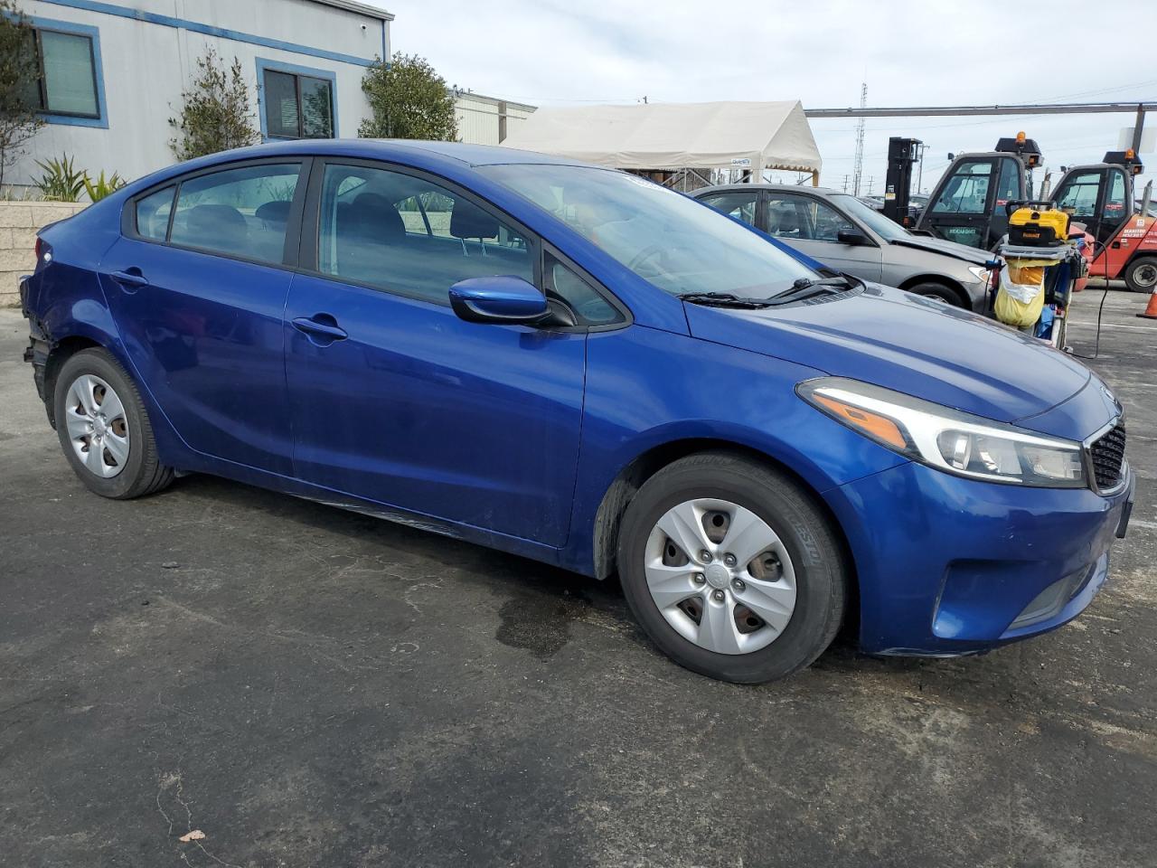 2017 KIA Forte VIN 3KPFK4A7XHE040810 Copart auction photo, rear end damage thumbnail 4