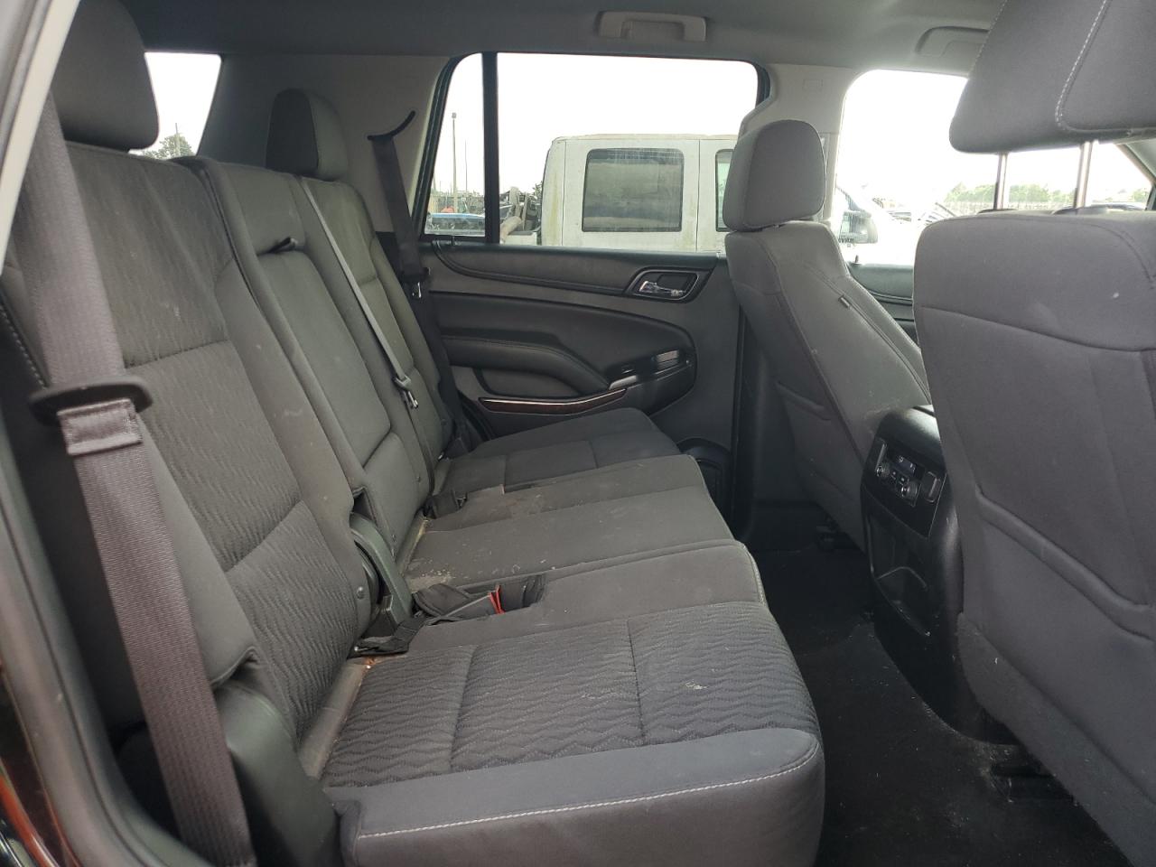 2018 GMC Yukon VIN 1GKS1AKC9JR322401 Copart auction photo, front end / side damage thumbnail 11