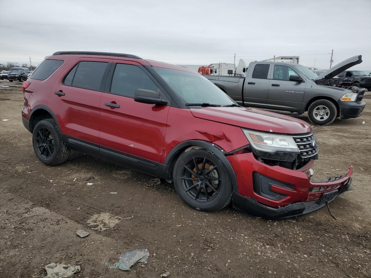 2017 Ford Explorer VIN 1FM5K7B83HGB30946 Copart auction photo, front end / minor dent/scratches damage thumbnail 4