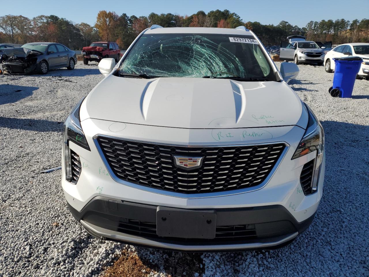 2019 Cadillac XT4 VIN 1GYFZCR42KF199831 Copart auction photo, front end / side damage thumbnail 5