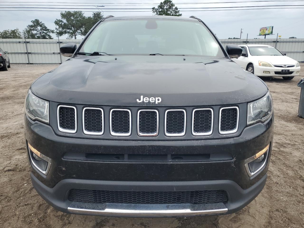 2018 Jeep Compass VIN 3C4NJCCBXJT411542 Copart auction photo, water/flood damage thumbnail 5