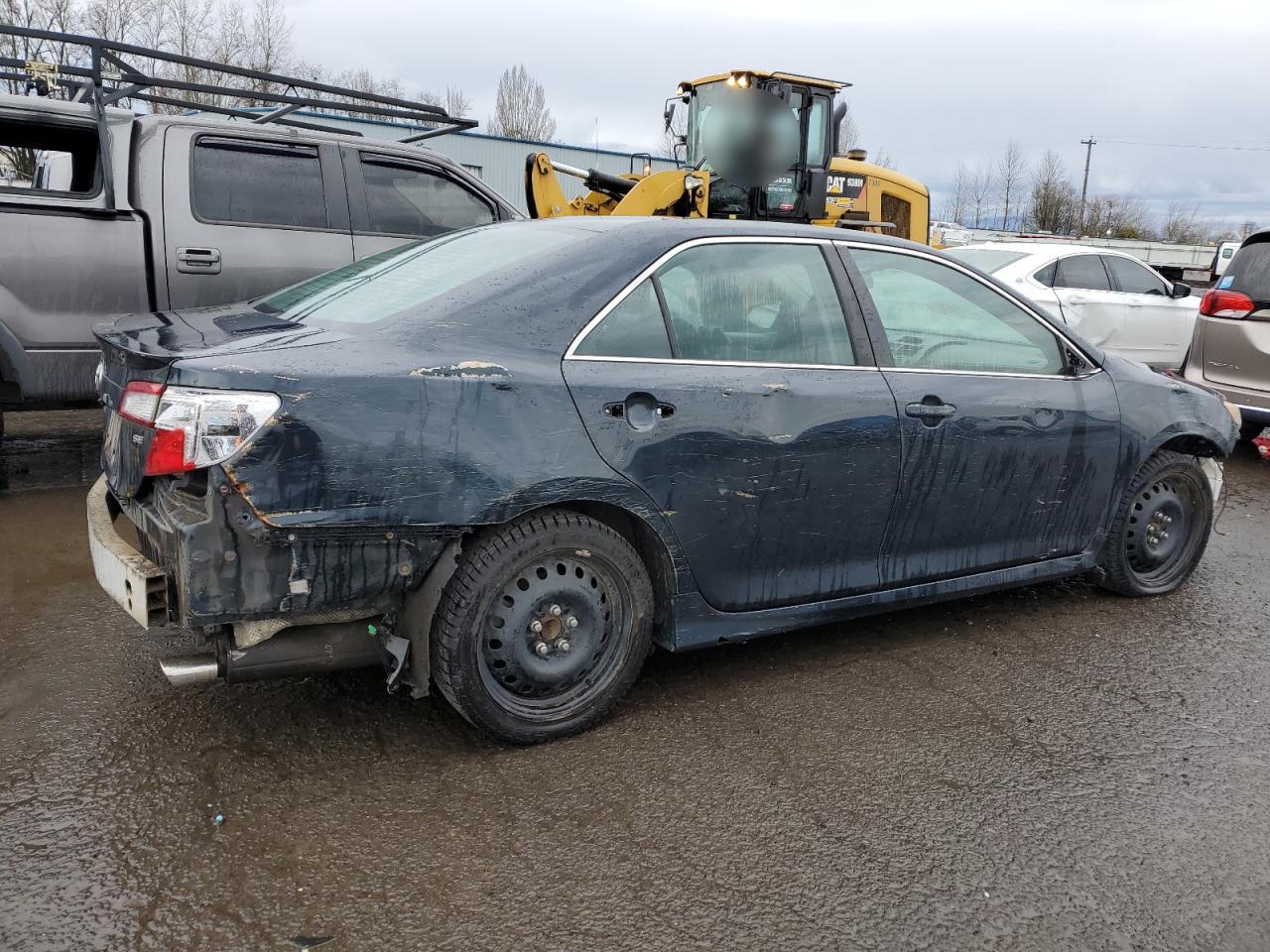 2014 Toyota Camry VIN 4T1BF1FK2EU768077 Copart auction photo, all over damage thumbnail 3