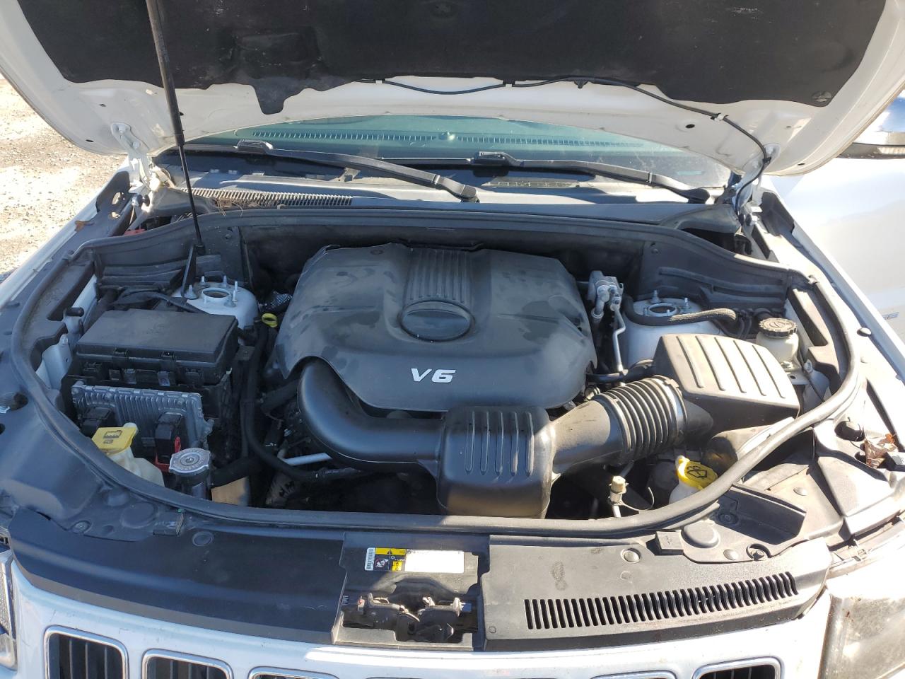 2015 Jeep Grand Cherokee VIN 1C4RJEBG6FC727923 Copart auction photo, front end damage thumbnail 12