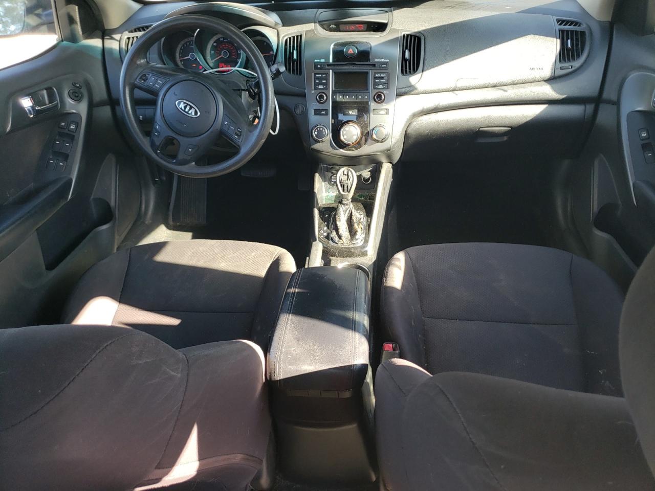 2013 KIA Forte VIN KNAFU4A27D5727793 Copart auction photo, rear end / minor dent/scratches damage thumbnail 8