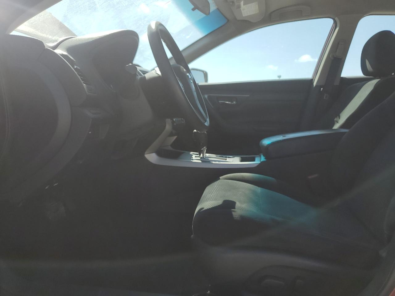 2015 Nissan Altima VIN 1N4AL3AP1FC460774 Copart auction photo, front end / minor dent/scratches damage thumbnail 7