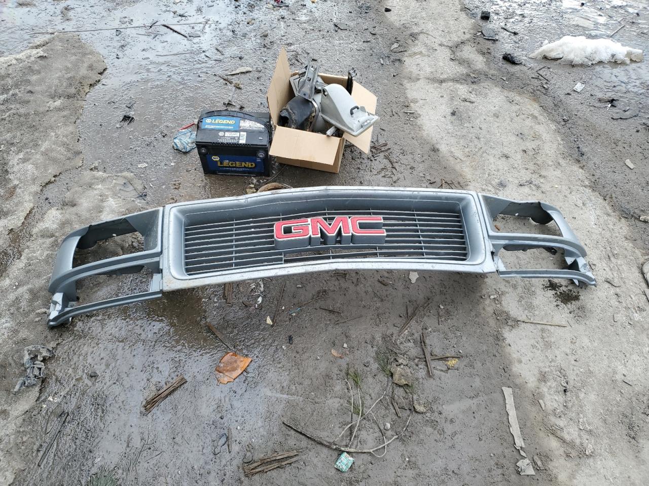 2005 GMC Safari VIN 1GTDM19X15B509277 Copart auction photo, front end damage thumbnail 13
