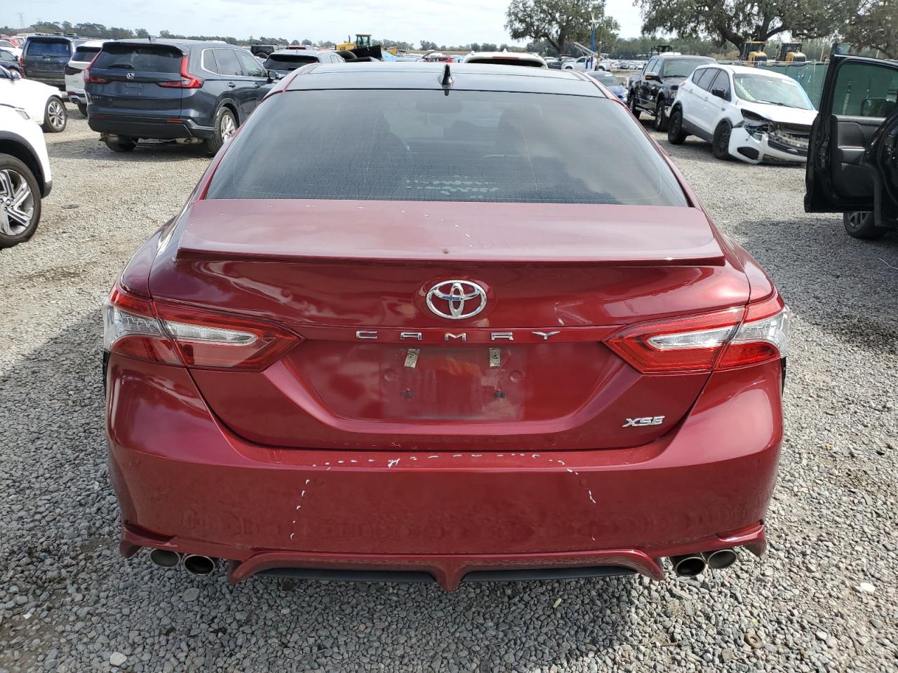 2018 Toyota Camry VIN 4T1B61HK4JU512627 Copart auction photo, front end / side damage thumbnail 6