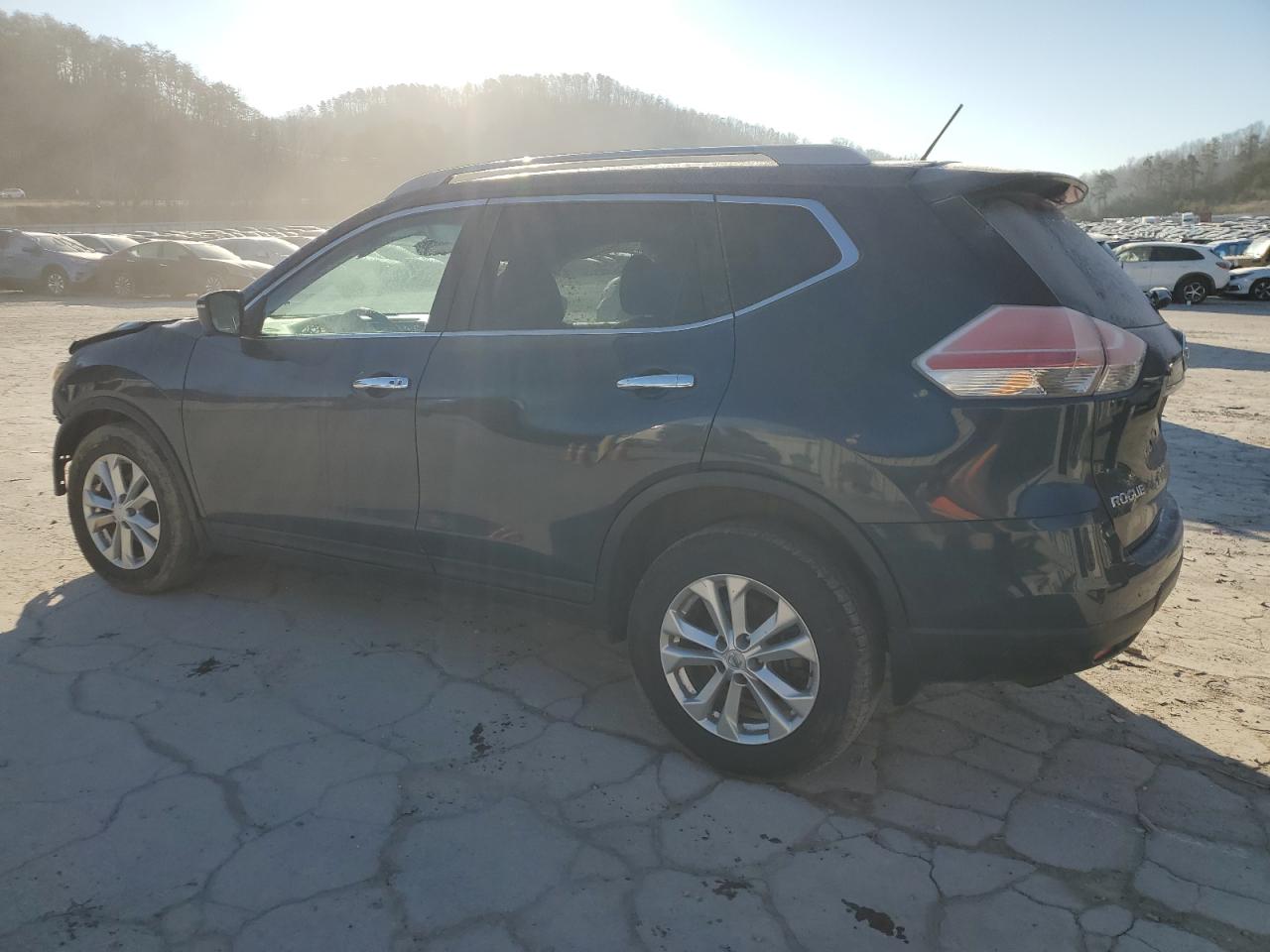 2016 Nissan Rogue VIN 5N1AT2MV1GC897234 Copart auction photo, front end / rear end damage thumbnail 2