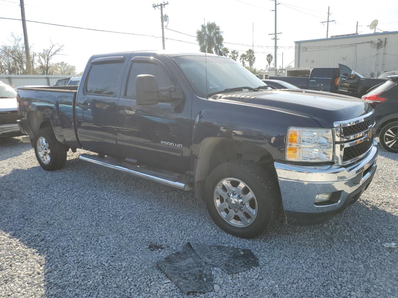 2011 Chevrolet Silverado VIN 1GC1CXC8XBF145584 Copart auction photo, water/flood damage thumbnail 4