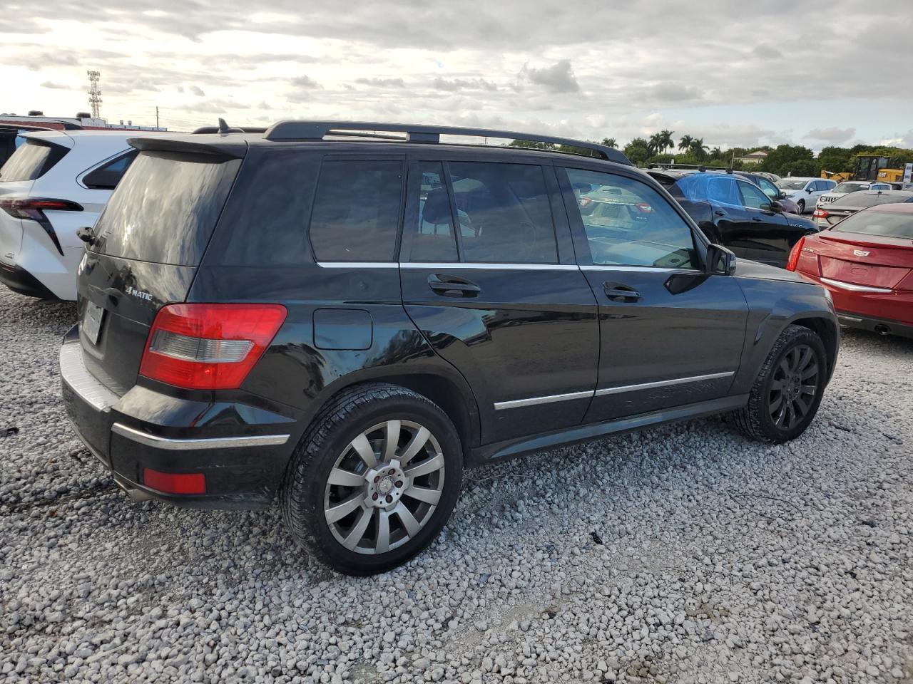 2011 Mercedes-Benz GLK-klasse VIN WDCGG8HB3BF639840 Copart auction photo, mechanical / front end damage thumbnail 3