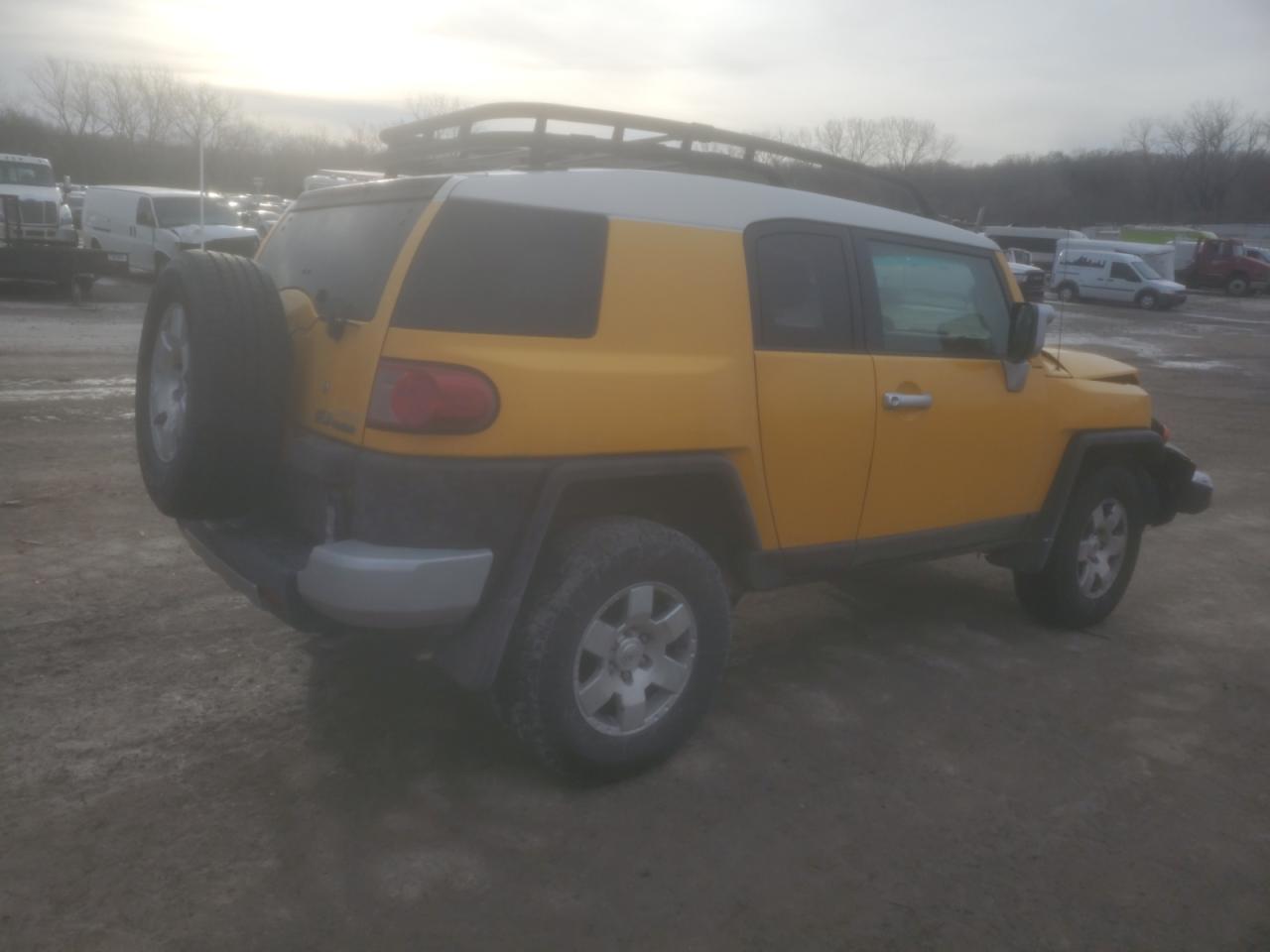 2008 Toyota FJ Cruiser VIN JTEBU11F98K031460 Copart auction photo, front end / mechanical damage thumbnail 3
