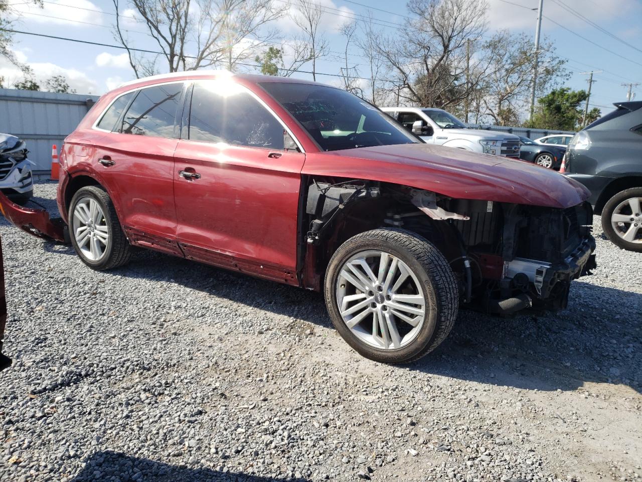2018 Audi Q5 VIN WA1CNAFY2J2118097 Copart auction photo, front end / side damage thumbnail 4
