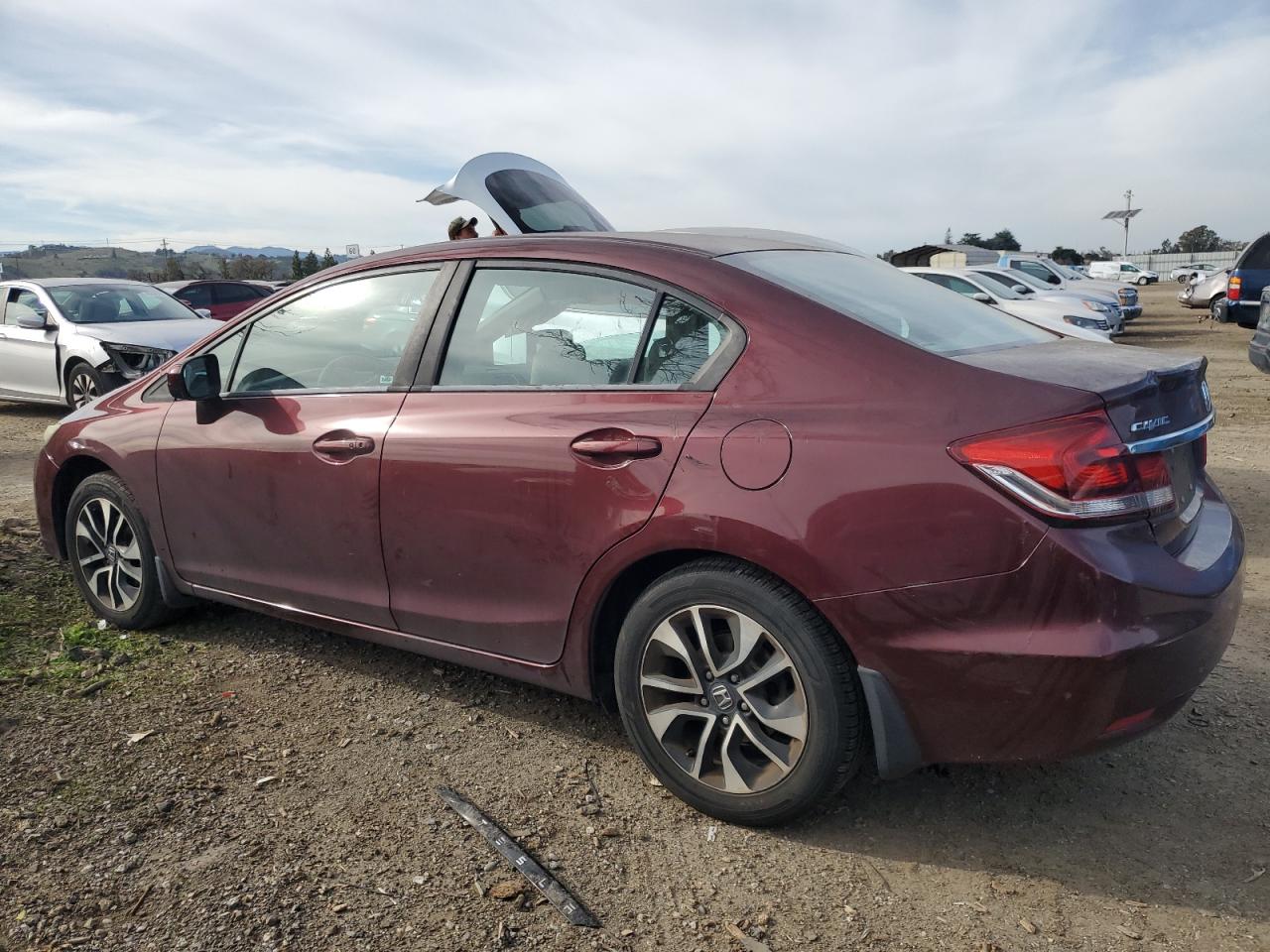 2015 Honda Civic VIN 19XFB2F88FE281817 Copart auction photo, side damage thumbnail 2