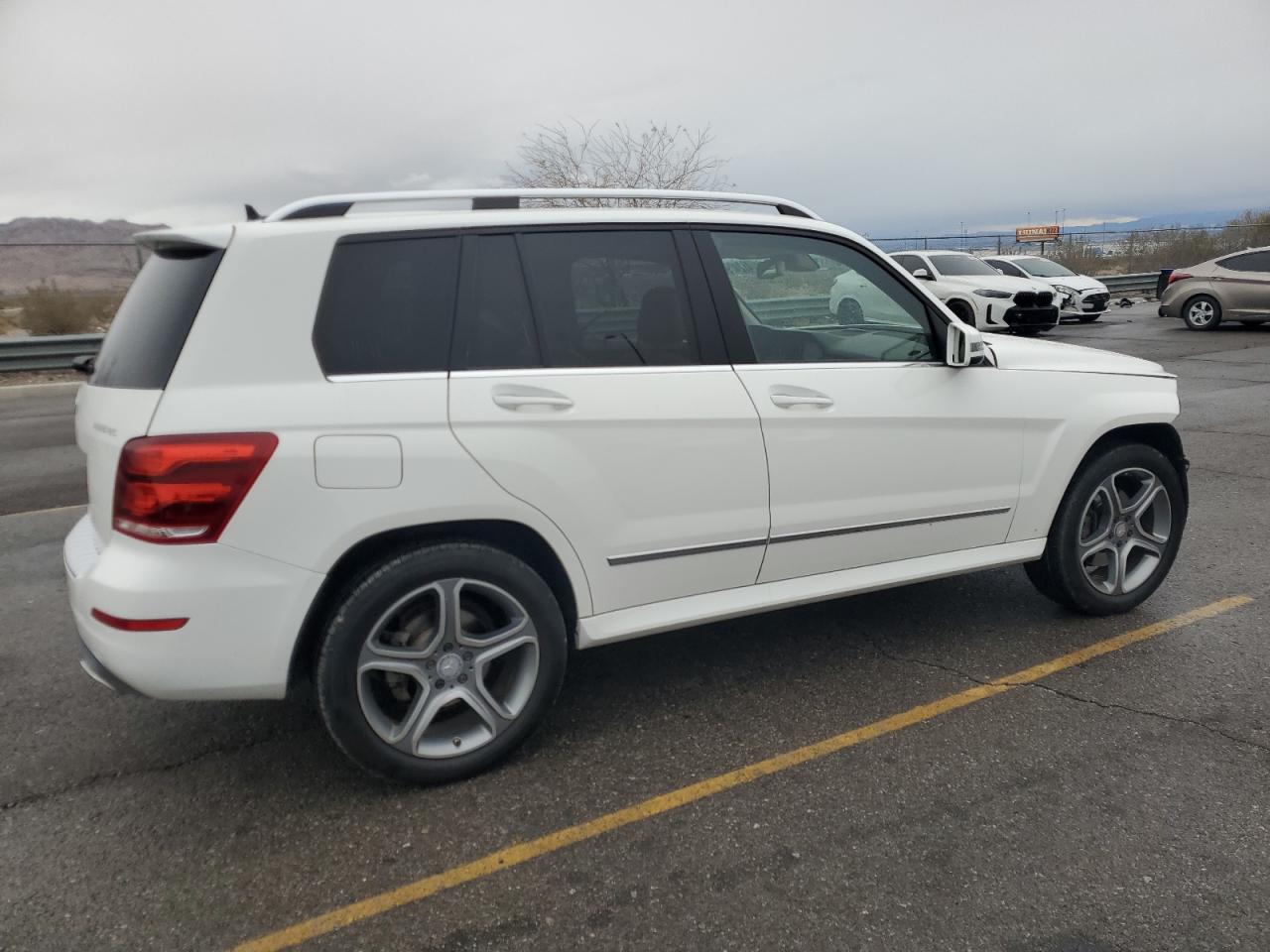 2014 Mercedes-Benz GLK-klasse VIN WDCGG0EB9EG217141 Copart auction photo, front end damage thumbnail 3