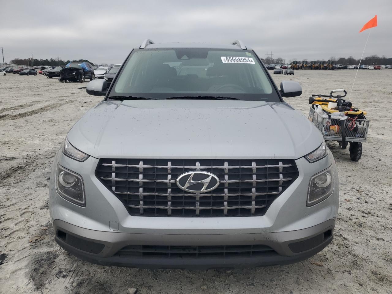 2020 Hyundai Venue VIN KMHRC8A36LU014984 Copart auction photo, all over damage thumbnail 5