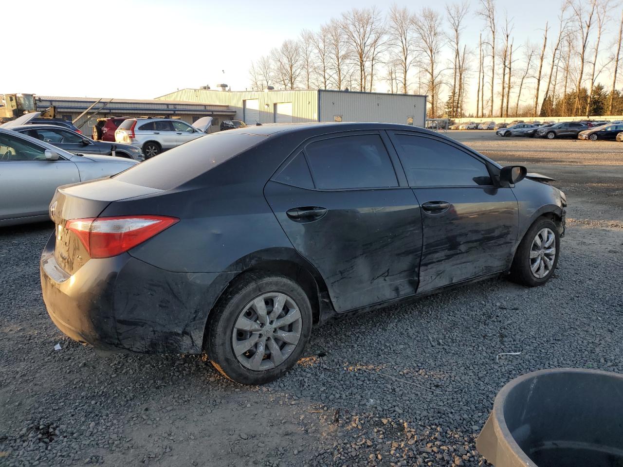 2014 Toyota Corolla VIN 5YFBURHE3EP167712 Copart auction photo, front end / side damage thumbnail 3
