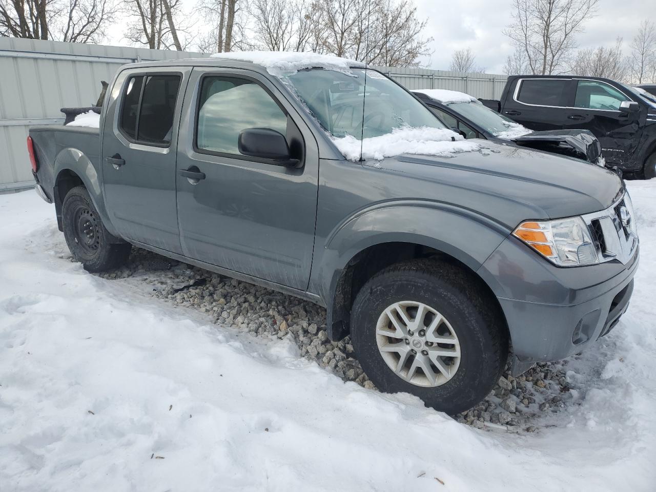 2017 Nissan Navara (Frontier) VIN 1N6DD0EV8HN728896 Copart auction photo, all over damage thumbnail 4