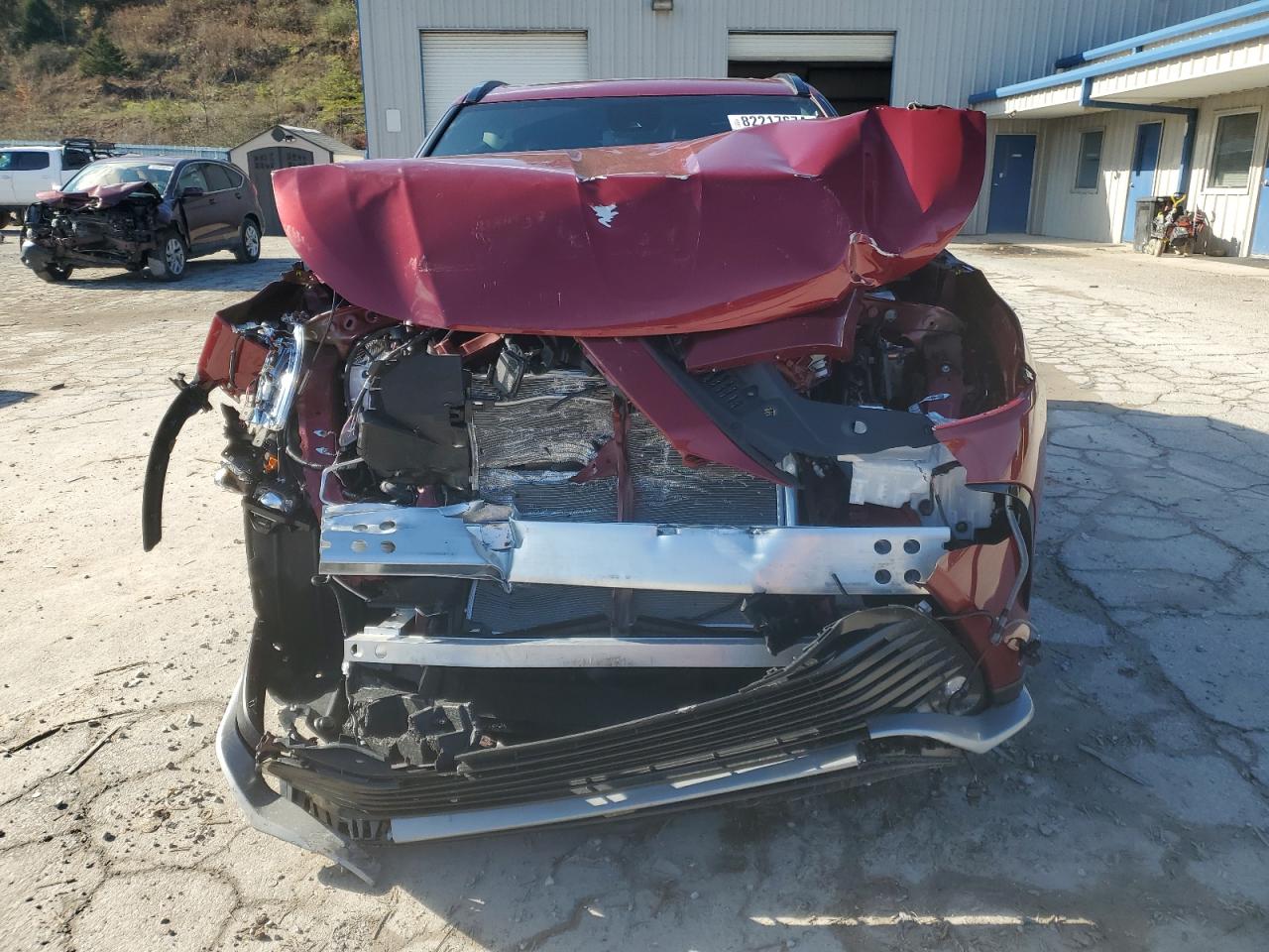 2024 Toyota Highlander VIN 5TDKDRBH9RS572408 Copart auction photo, front end / side damage thumbnail 5