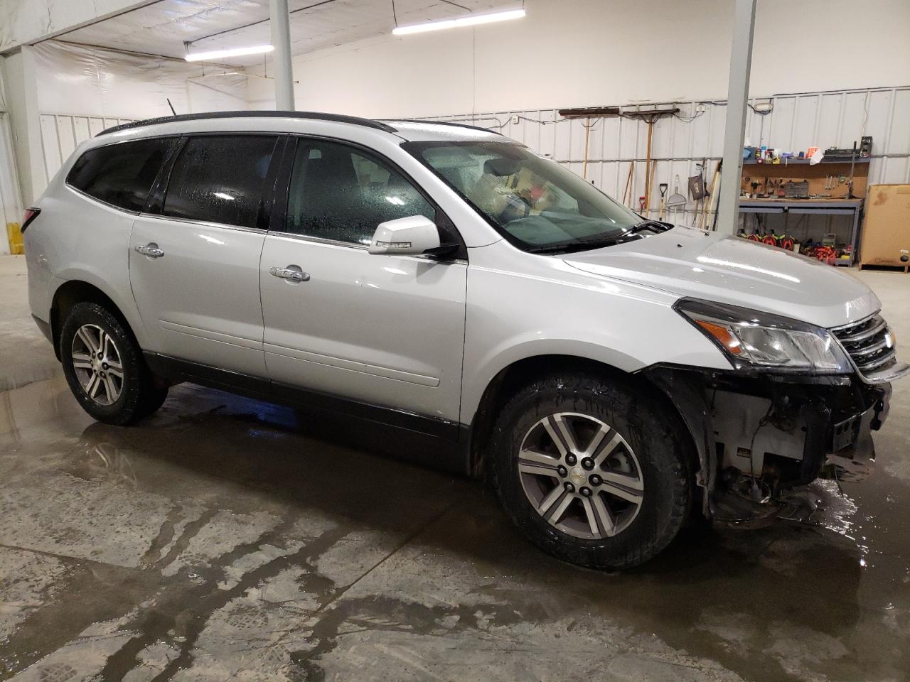 2017 Chevrolet Traverse VIN 1GNKVHKD0HJ109922 Copart auction photo, front end / side damage thumbnail 4