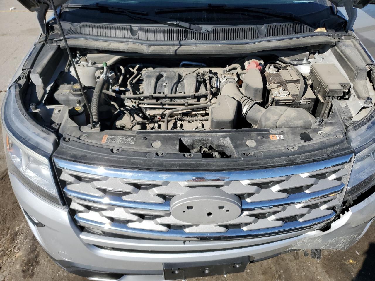 2018 Ford Explorer VIN 1FM5K8D88JGB05193 Copart auction photo, front end / side damage thumbnail 13