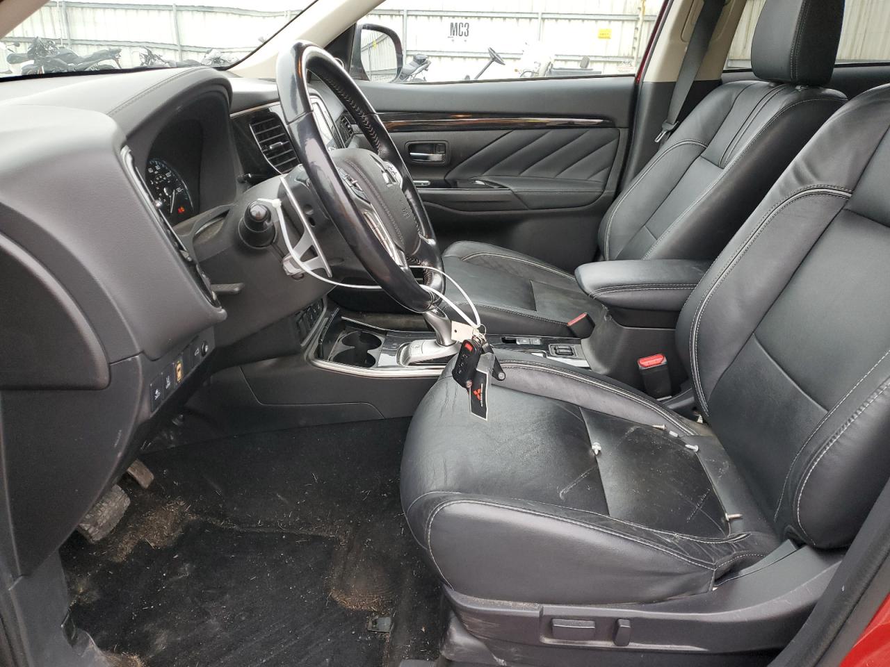 2018 Mitsubishi Outlander VIN JA4J24A50JZ071092 Copart auction photo, front end / side damage thumbnail 7