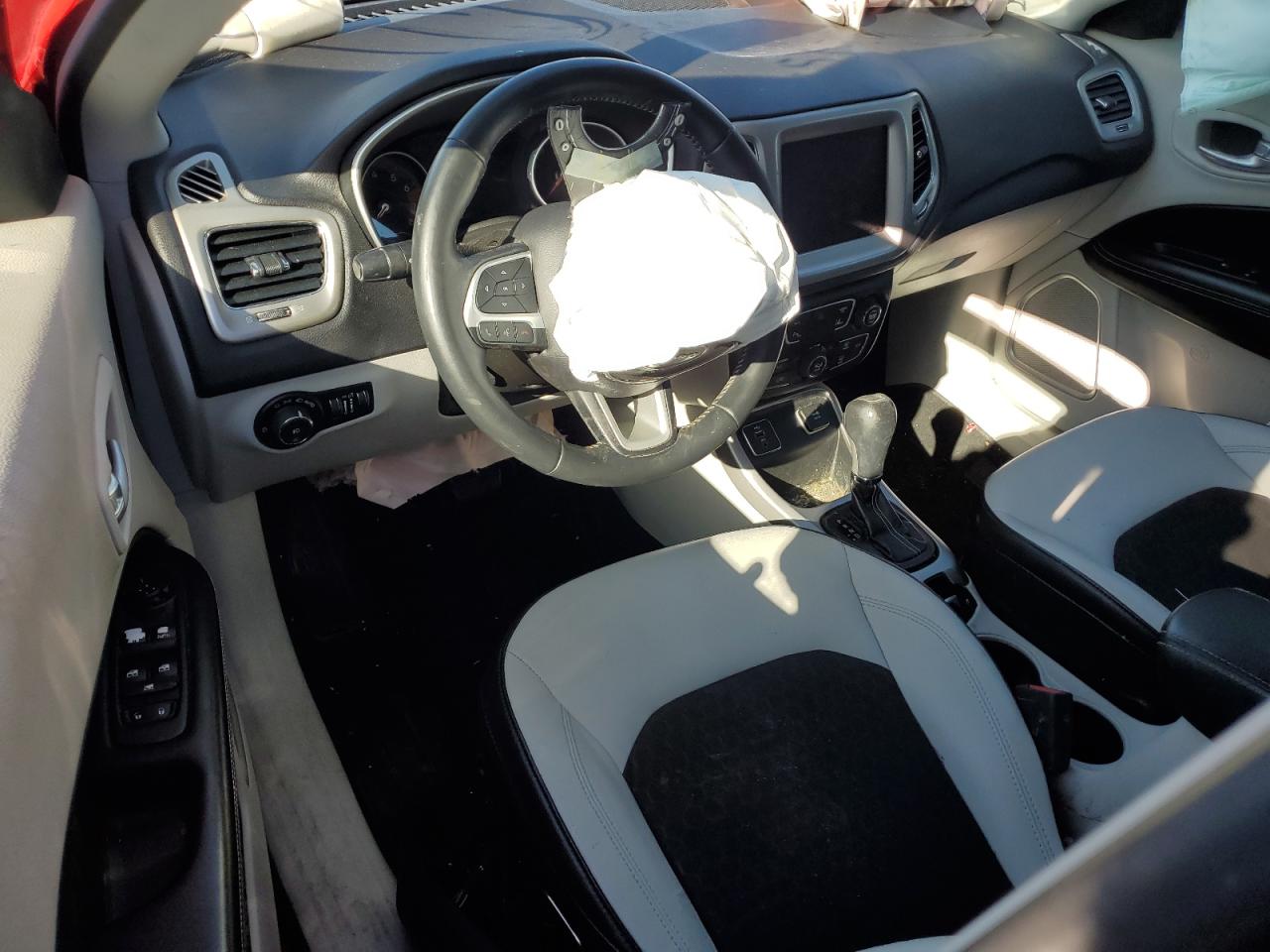 2018 Jeep Compass VIN 3C4NJCBB2JT212227 Copart auction photo, all over / hail damage thumbnail 8