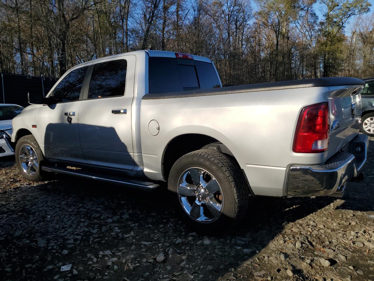 2017 RAM 1500 VIN 1C6RR7LT6HS650406 Copart auction photo, front end damage thumbnail 2